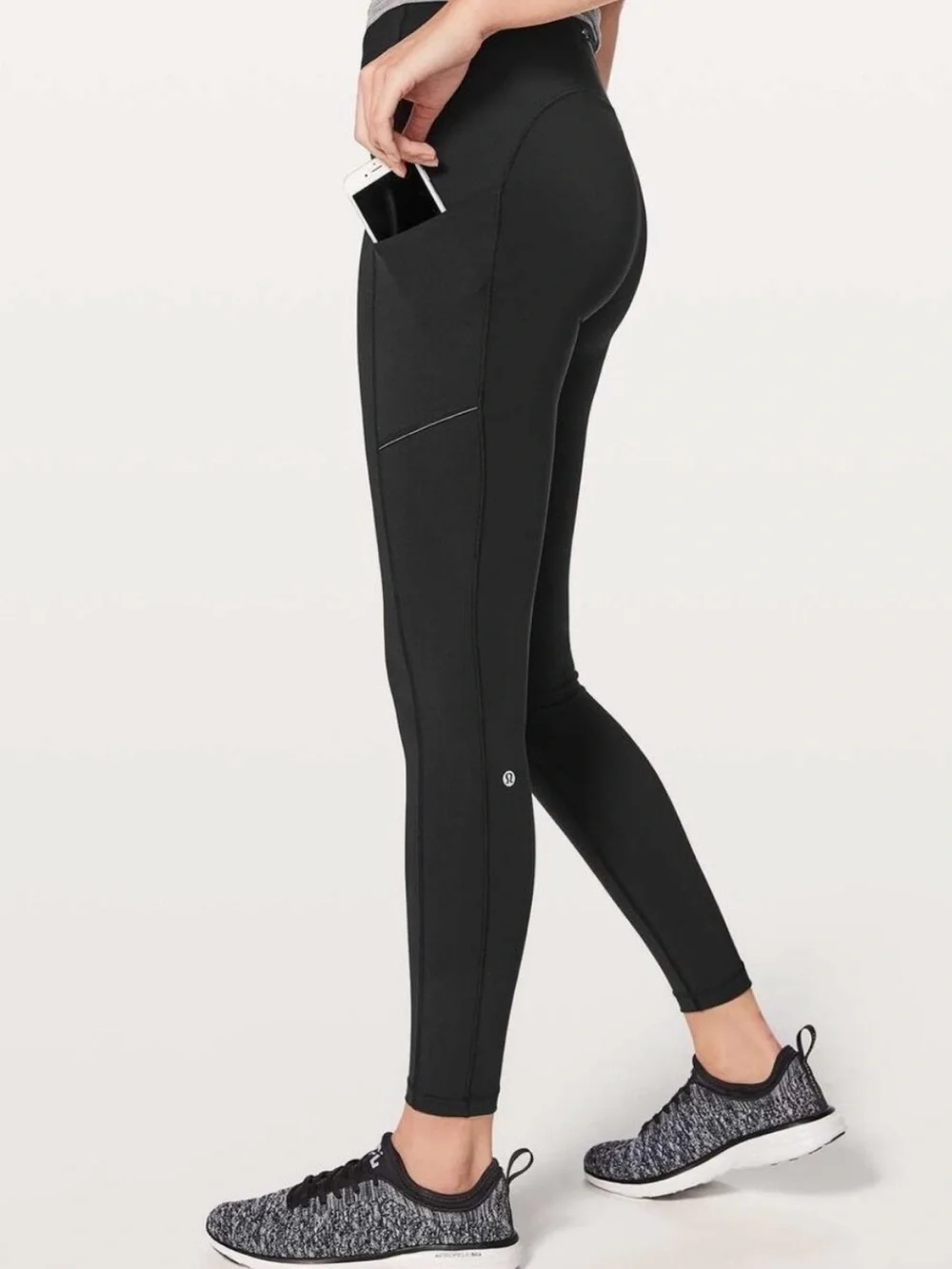 Lululemon Speed Up Tight 28